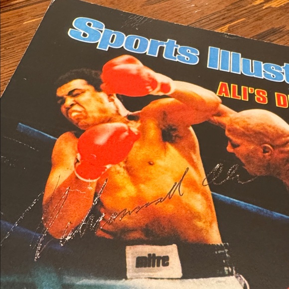 Muhammad Ali autographed photo - Picture 2 of 9